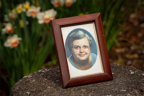 Picture of Suzanne Gerhardt in a picture frame