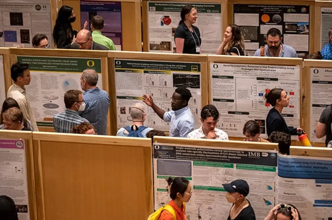 UO undergraduate research symposium crowd shot