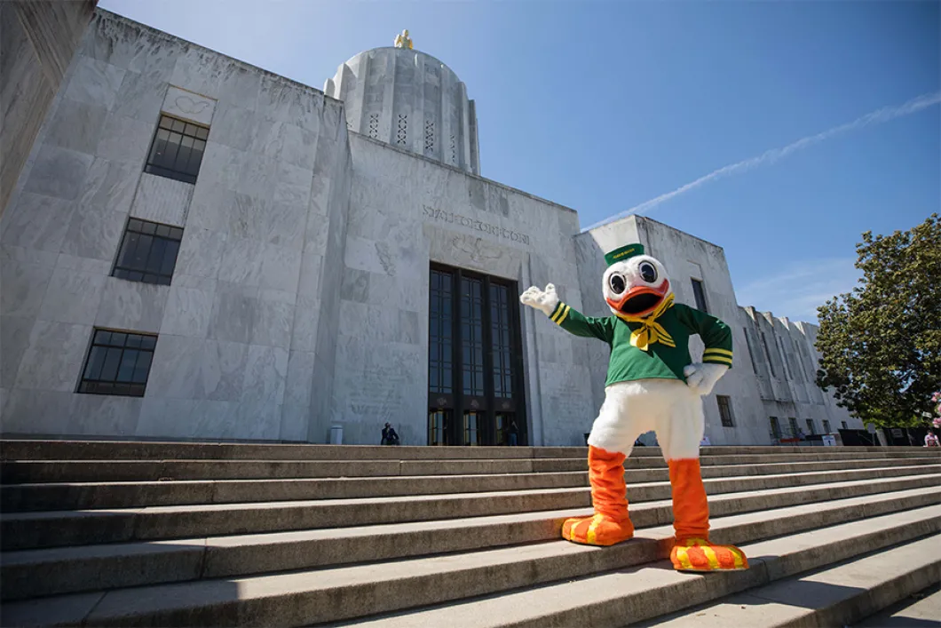 The Duck in front of the Oregon Capitol Building