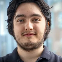 Headshot of UO student Oliver Loreto